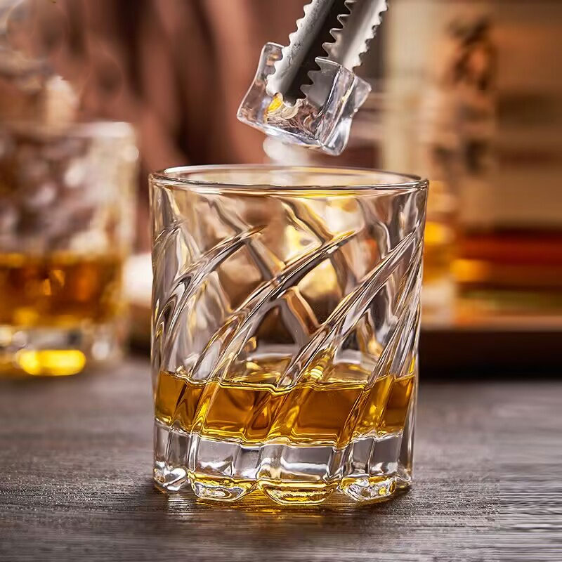 Wine Beer Spirits - Copa de whisky en relieve, cristalería