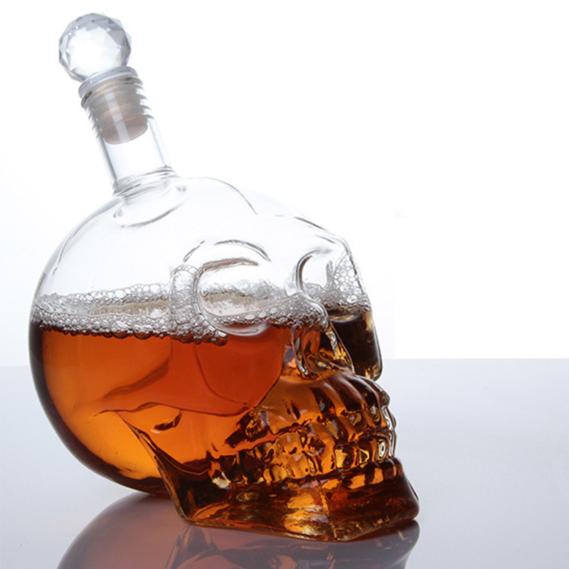 Decantador creativo con cabeza - Wine Beer Spirits reseña y precio