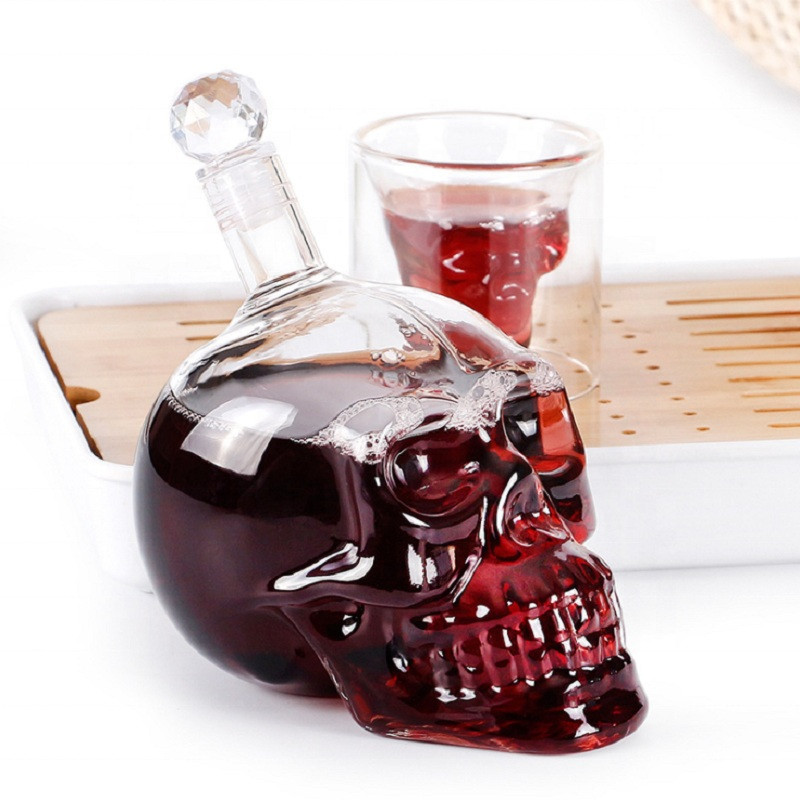 Decantador creativo con cabeza - Wine Beer Spirits reseña y precio
