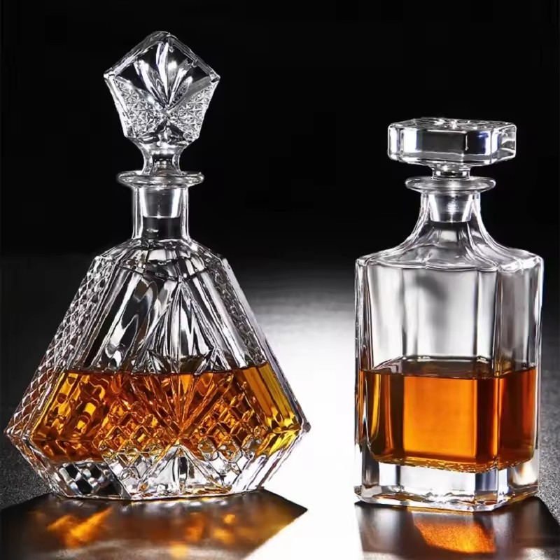 Decantador de whisky, botella  - Wine Beer Spirits reseña y precio