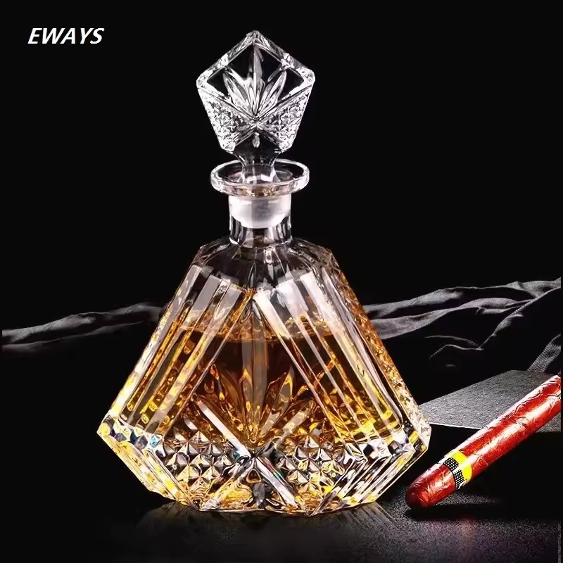 Decantador de whisky, botella  - Wine Beer Spirits reseña y precio