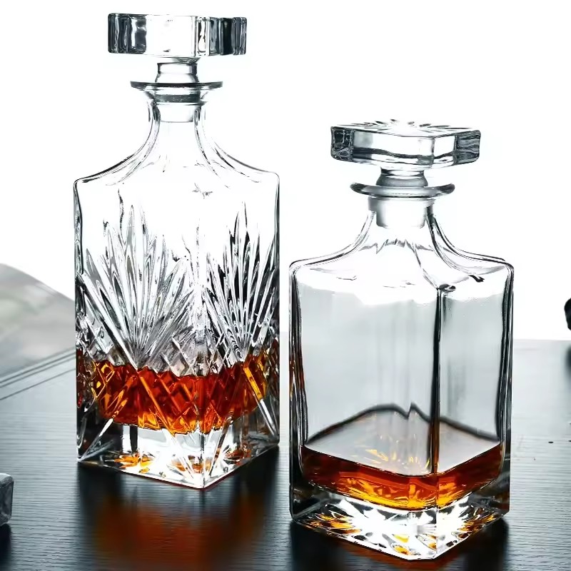 Decantador de whisky, botella  - Wine Beer Spirits reseña y precio